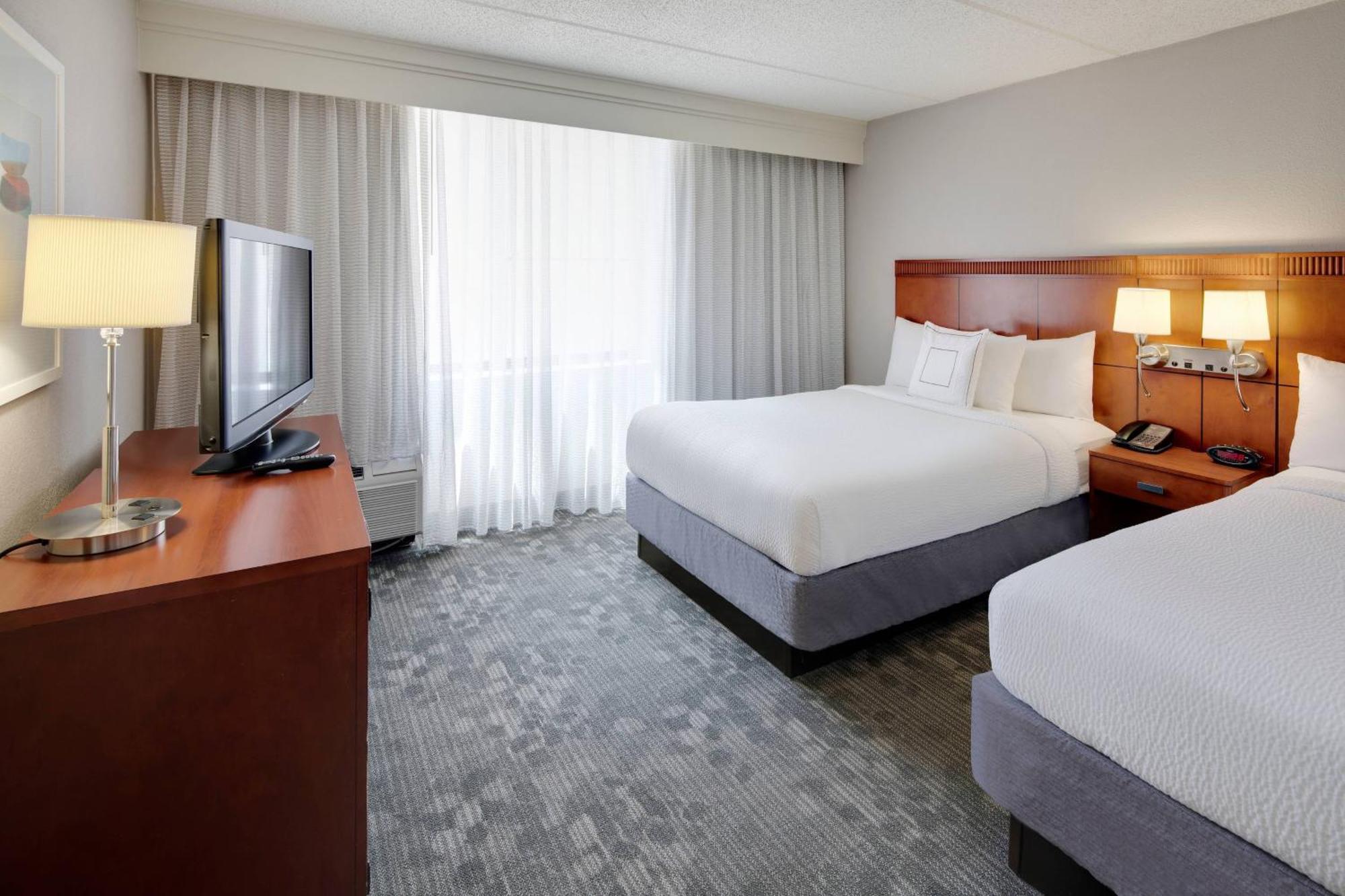 Courtyard By Marriott Atlanta Windy Hill/Ballpark Smyrna Exterior photo