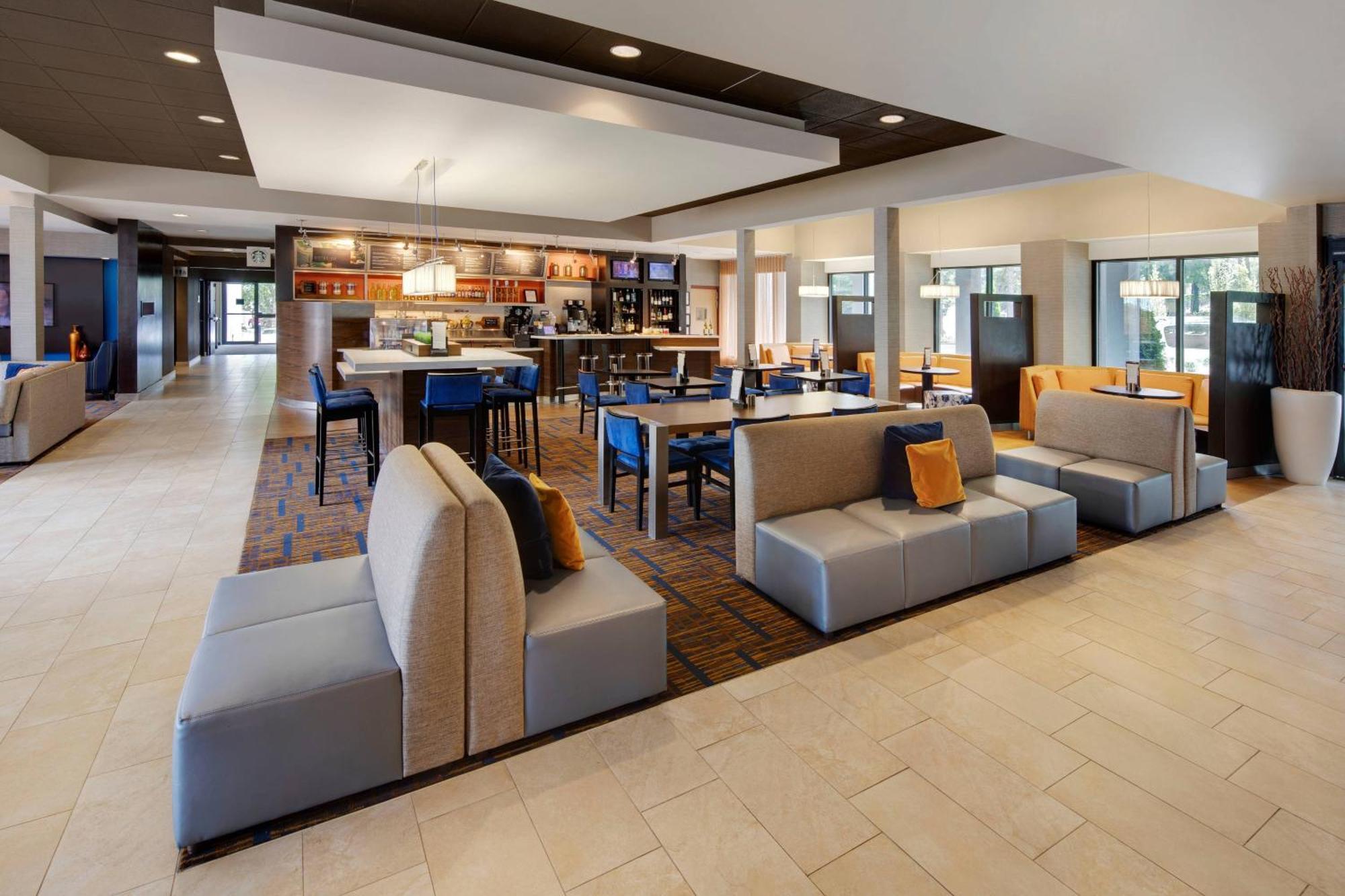Courtyard By Marriott Atlanta Windy Hill/Ballpark Smyrna Exterior photo