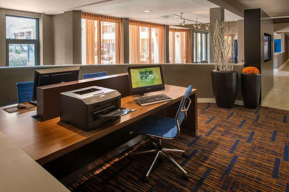 Courtyard By Marriott Atlanta Windy Hill/Ballpark Smyrna Exterior photo
